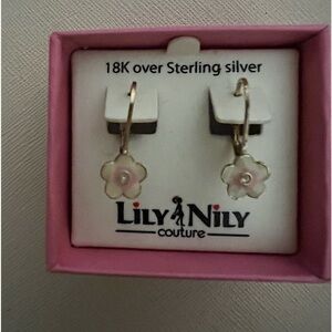 Lily Nily: pink girls leverback flower earrings